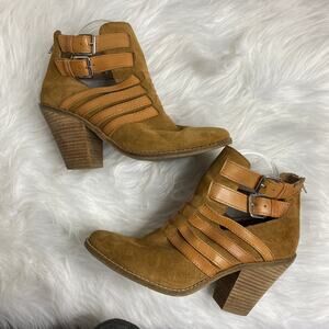 DV Dolce Vita Caitlynn Brown Buckle Booties